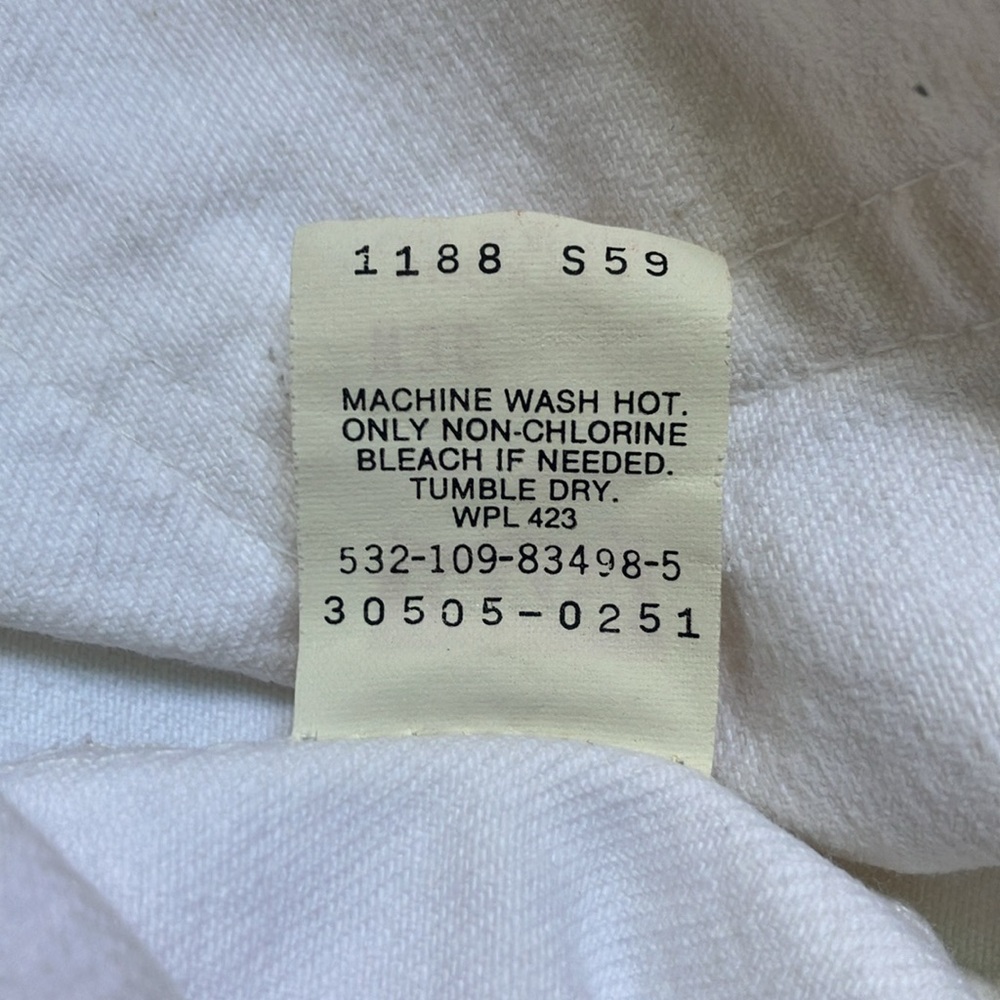Levi’s - Picture 14 of 15